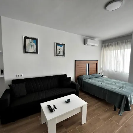 Апартаменты Ver7 - Estudio, Wifi, Fire Stick Amazon, Terraza, Vistas Al Mar, Piscina Торремолинос