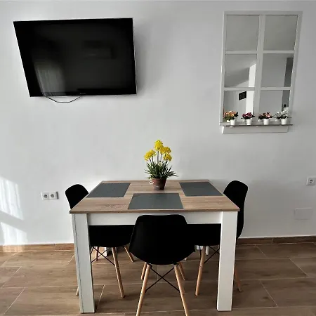 Ver7 - Estudio, Wifi, Fire Stick Amazon, Terraza, Vistas Al Mar, Piscina *