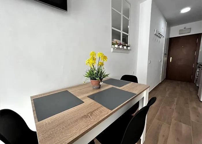 Apartment Ver7 - Estudio, Wifi, Fire Stick Amazon, Terraza, Vistas Al Mar, Piscina Torremolinos