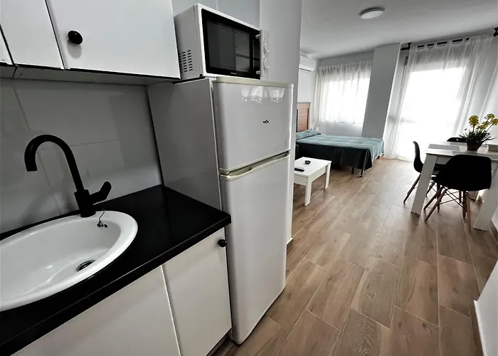 Lägenhet Ver7 - Estudio, Wifi, Fire Stick Amazon, Terraza, Vistas Al Mar, Piscina Torremolinos