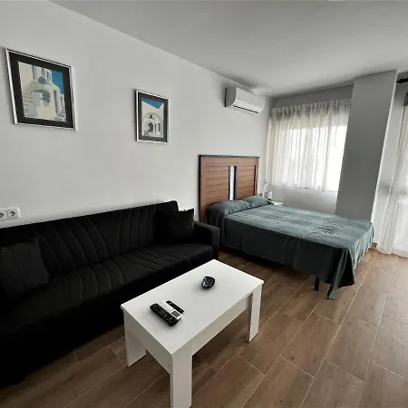 Ver7 - Estudio, Wifi, Fire Stick Amazon, Terraza, Vistas Al Mar, Piscina Apartment Torremolinos