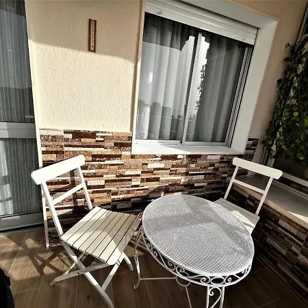 Ver7 - Estudio, Wifi, Fire Stick Amazon, Terraza, Vistas Al Mar, Piscina *